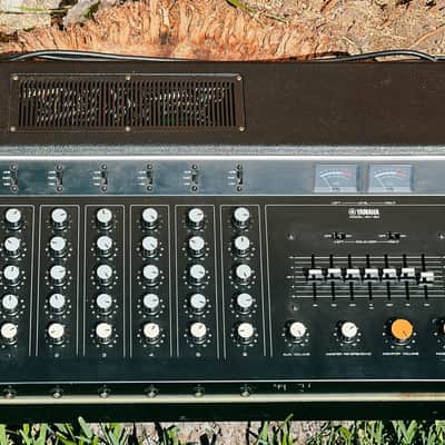 Yamaha EM-150 70s 6 Channel Mixer w Spring Reverb - Black image 2