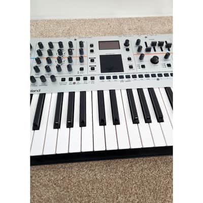 Roland Gaia 2 - Synthesizer Keyboards - Excellent w/ Power Supply image 4
