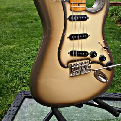 Squier CME exclusive classic vibe 70's Stratocaster - Antigua - ONLY one available online image 3