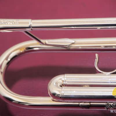 YAMAHA Xeno II YTR-8335UGS “Upturned Bell” B♭ Trumpet image 4
