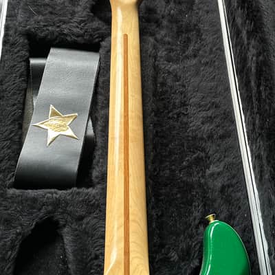 1993 Fender Stratocaster Special Edition Green Metallic/Gold Hardware image 10