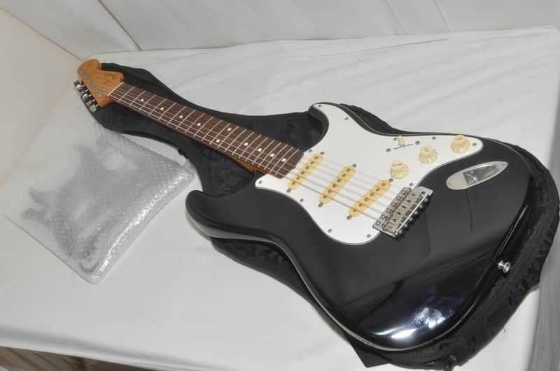 Fender Japan Stratocaster E serial number Electric Guitar Ref No 7321 image 1