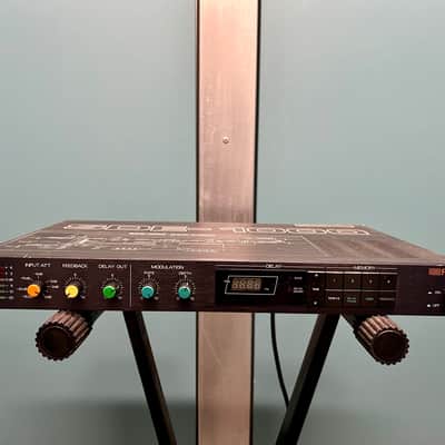 Roland SDE-1000