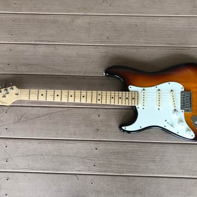 Fender USA Lefty Sunburst Stratocaster Early 90's With HSC image 12