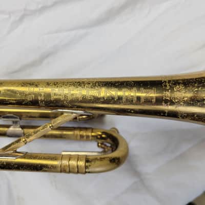 Getzen Bb Brass Lacquer Trumpet, Model 90 Deluxe, Circa 1950's image 2