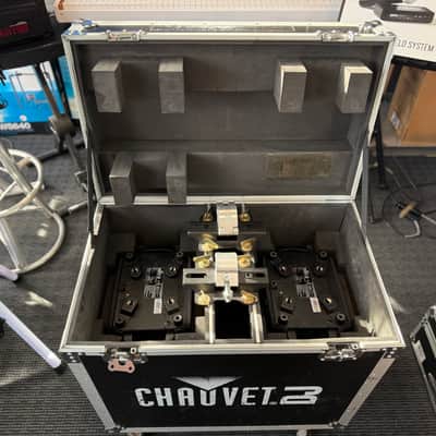 CHAUVET INTIMSPOT375Z-IRC SET (THE PAIR WITH CASE) - 4 SET AVAILABLE - (Pre owned - excellent condition - 3 months warranty) image 3