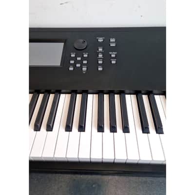 Yamaha MODX 8+ - Synthesizer Keyboards - Very Good w/ Original Box & Power Supply image 3