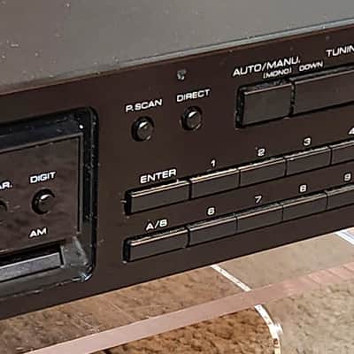 Kenwood Kenwood KT-89 is a quartz synthesizer AM/FM stereo tuner 1988 - Black image 8