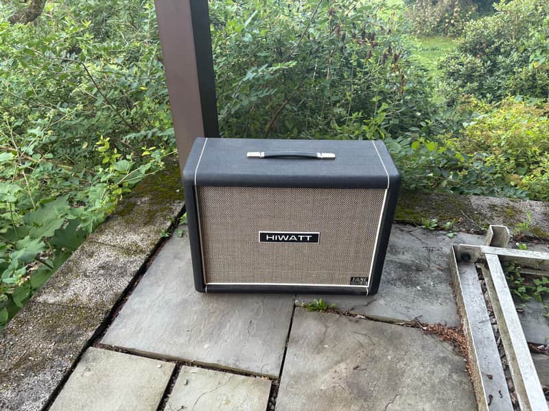 Hiwatt 2x12 2020's - Black image 1