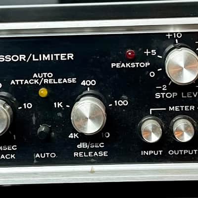 dbx 165A Over Easy Compressor / Limiter | Reverb
