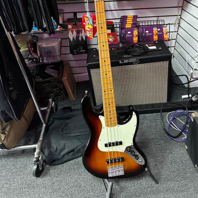 Tagima TW-73 Bass Guitar - Sunburst image 2