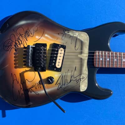 Eddie Van Halen EVH Signed Kramer image 1