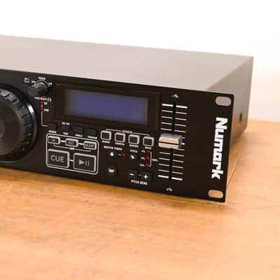 Numark MP103USB Professional MP3 USB/CD Player CG01X7V image 2