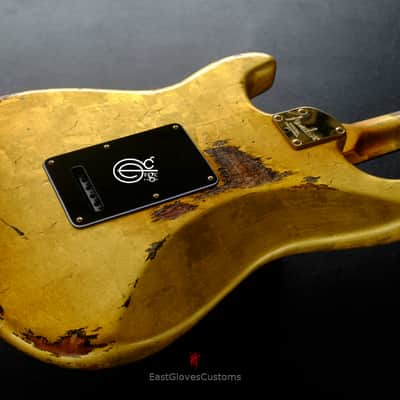 Fender American FSR Deluxe Stratocaster 24k Pure Gold Leaf ‘69 Custom Shop Abigail Ybarra pups Relic image 8
