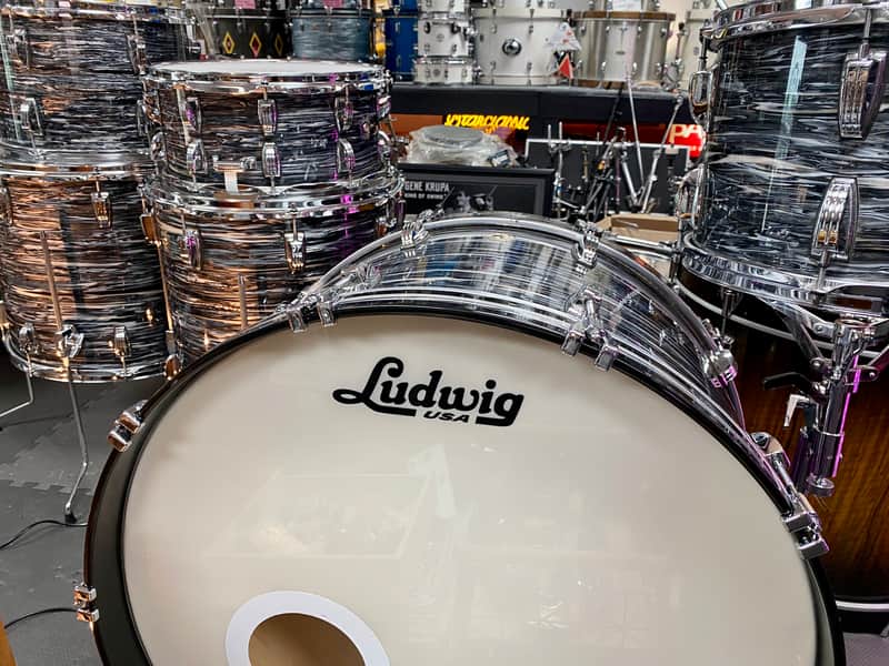 Ludwig Classic Maple - Vintage Black Oyster 26,13,14,16,18,14SD image 1