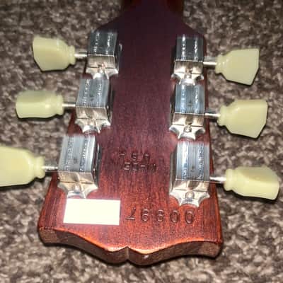 2007 Gibson Les Paul Studio    Worn Walnut Brown electric guitar made in the usa image 10