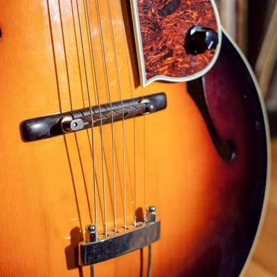 The Loar LH-350-VS Archtop Vintage Sunburst USED image 18