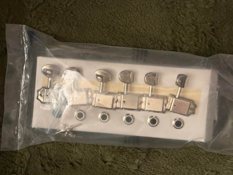 Allparts Vintage style Tuners 8.8mm- Chrome image 1