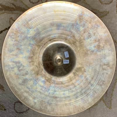 Zildjian New Beat 14" Hi Hat Set - Very Good Condition - 974/1424 Grams image 3