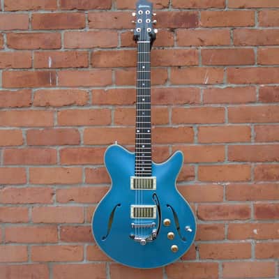 Eastman Romeo LA w/hard case -store demo image 1