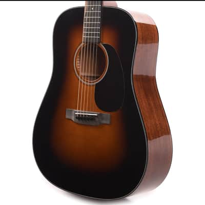 Martin Standard Series D-18 2016 - 2017 - Sunburst image 2