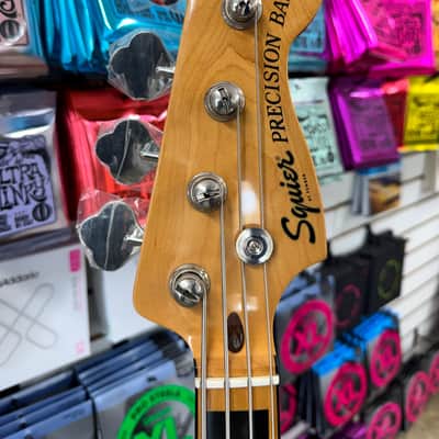 Squier Classic Vibe '70s Precision Bass - Black image 2