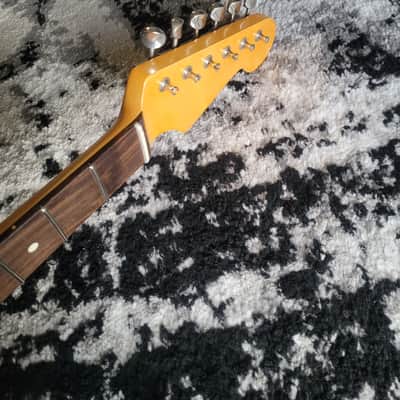 Musikraft stratocaster - nitro image 3
