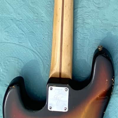 Fender Jazz Bass 1972 - Suburst - Maple Fingerboard with Black Blok image 13