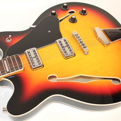 2013 Fender Modern Player Coronado II Semi-Hollow 3-Color Sunburst • HSC image 5