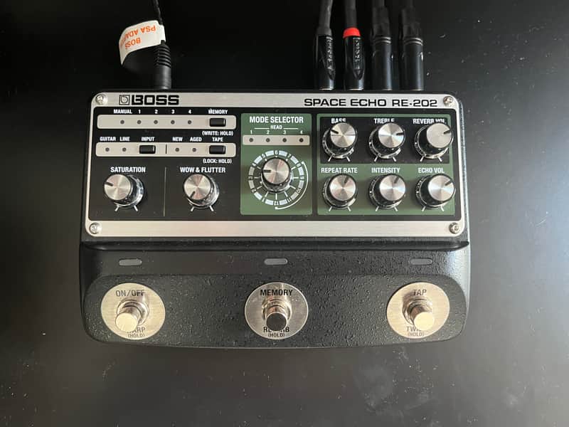 Boss RE-202 Space Echo