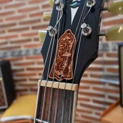 Gibson Les Paul Truss Rod Cover image 2