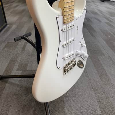 PRS Silver Sky John Mayer Signature with Maple Fretboard - Frost image 2