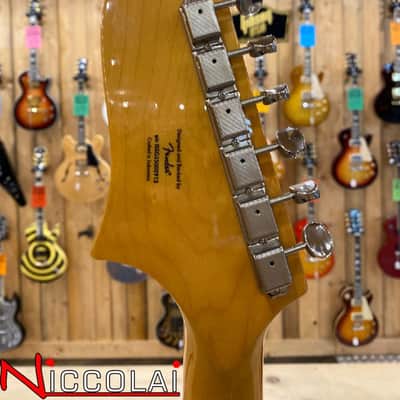 Squier Classic Vibe Starcaster, Maple Fingerbaord, 3-Color Sunburst image 14