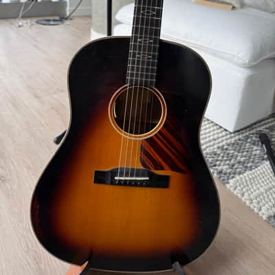 Eastman E22SS/V 2022 - Present Antique Sunburst with LR Baggs Anthem SL electronic pickup image 2