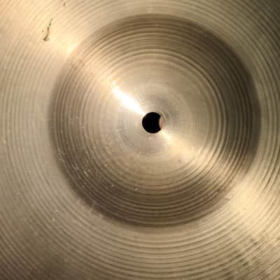 Zildjian 20 inch A rock ride - Traditional image 4