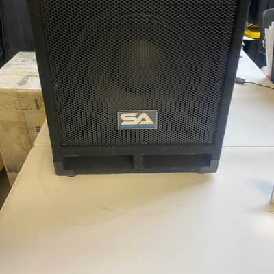 Powered 1x10" Compact 250w Subwoofer Speaker Cab image 1