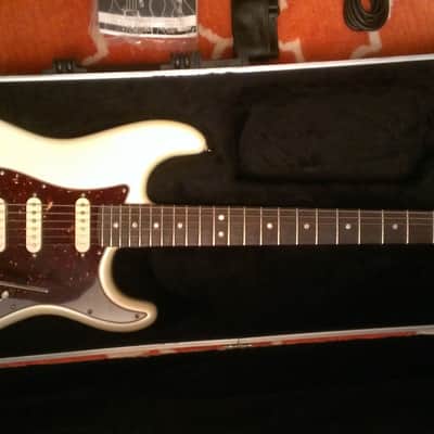 Fender American Deluxe Stratocaster 2011 Pearl + Lindy Fralin pickups image 10