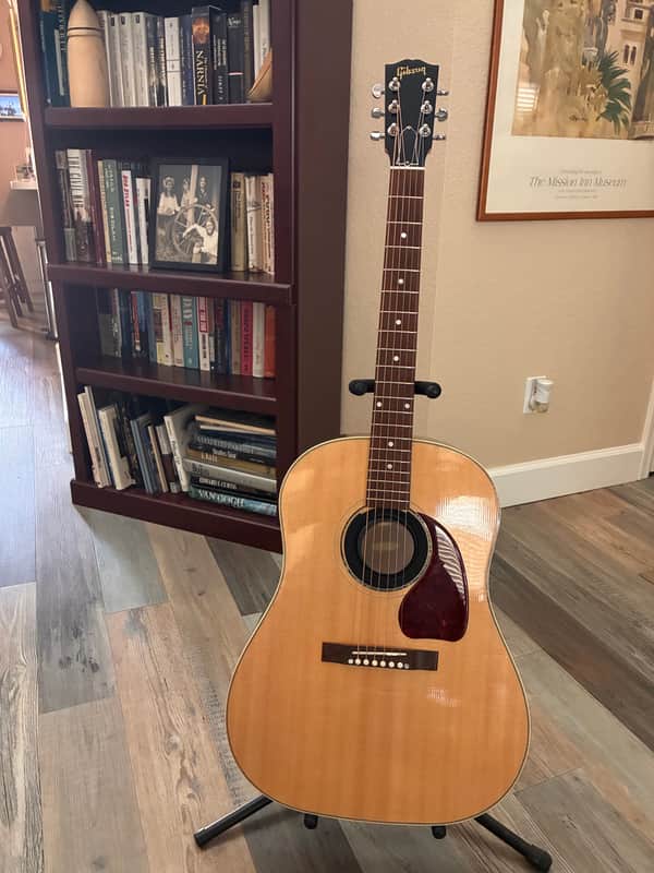 Gibson J-15 2014 - 2019 | Reverb
