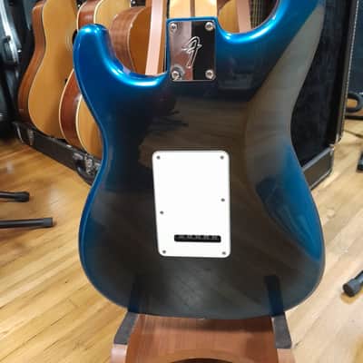 Fender American Elite Stratocaster with Maple Fretboard - 2020 - Sky Burst Metallic image 5