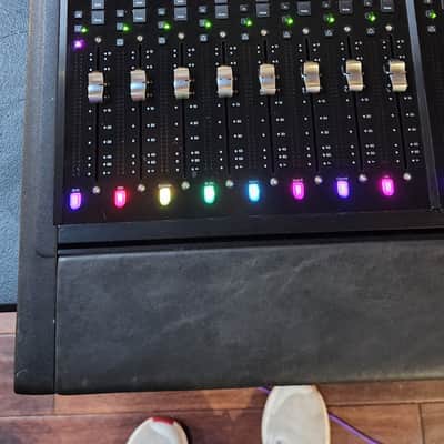 AVID S6 M10 16-5 Control Surface with room for expansion image 3