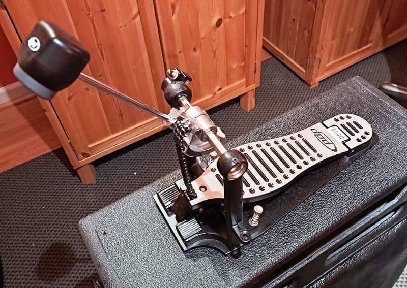 PDP PDSP650 Dual-Chain Single Bass Drum Pedal w/ 2 Beaters (Hard & Felt) image 1