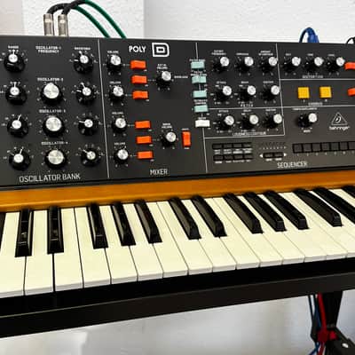 Behringer Poly D 4-Voice Polyphonic Synthesizer 2020 - Present - Black / Wood