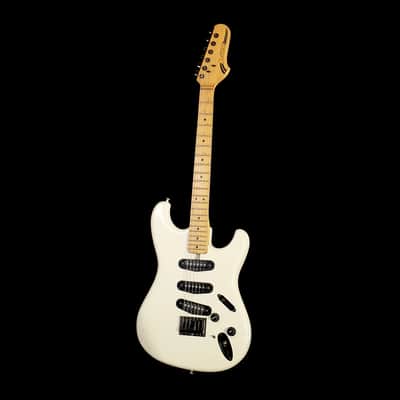 Ibanez RS100 Roadstar II Standard