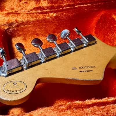 Fender Road Worn Stratocaster 2022 - Black image 12