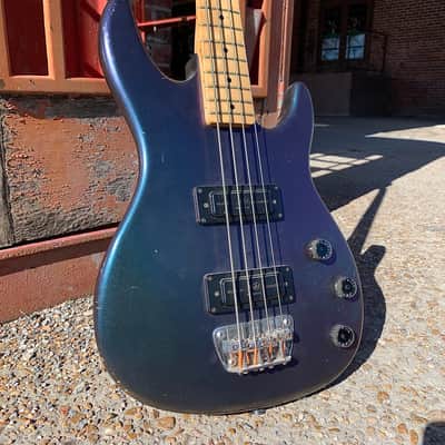 Peavey Foundation 1980s Flip-Flop USA Bass Guitar image 2