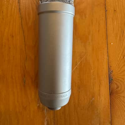 RODE NT1-A Large Diaphragm Cardioid Condenser Microphone 2002 - Present - Silver image 3