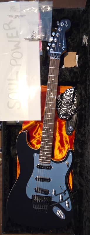Immagine Fender Tom Morello Strat FR RW BLK - 1