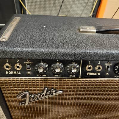 Fender Pro Reverb 2-Channel 40-Watt 2x12" Guitar Combo 1965 - 1967 - Black Panel image 2