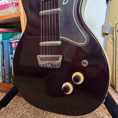 Danelectro 56 U-2 Reissue 1998 - 2004 - Beatnik Burgundy image 1