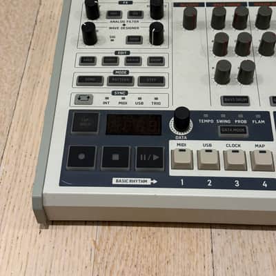 Behringer RD-9 Rhythm Designer 2021 - Present - Silver image 2
